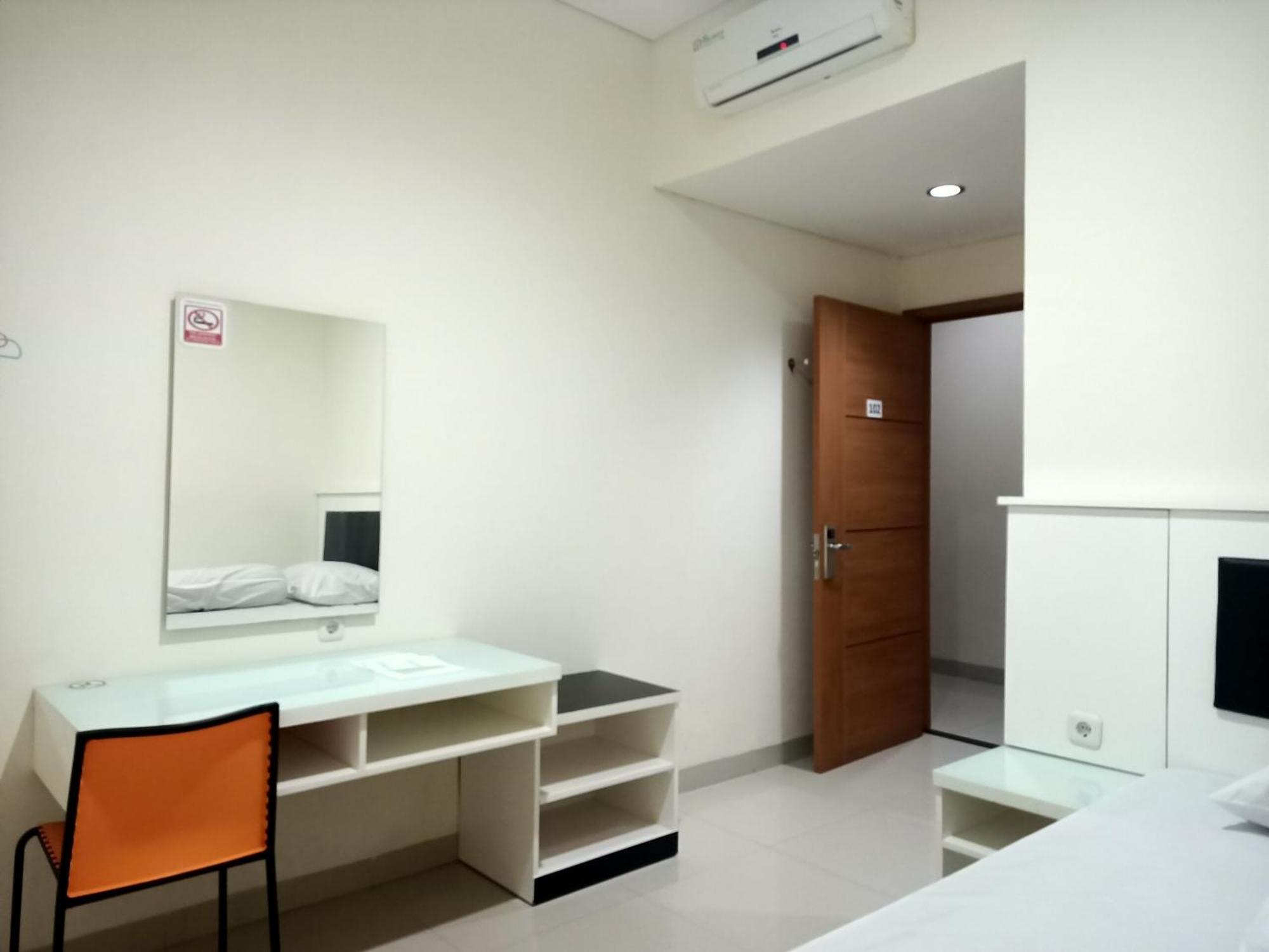 Oyo 93538 Millow Kost Near Gedung Rektorat Iain Parepare Екстериор снимка